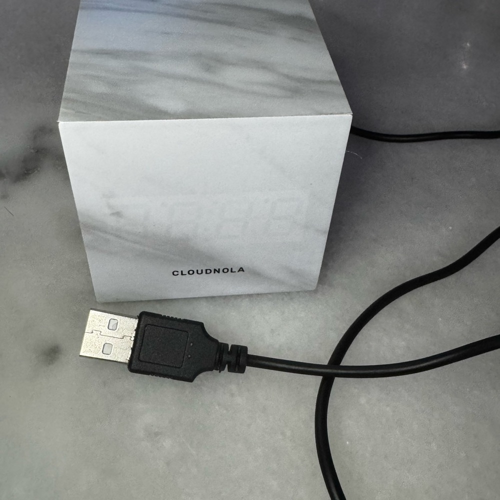 Cloudnola Marble Cube Clock